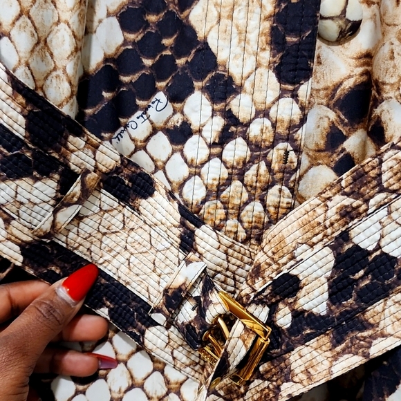 Roberto Cavalli snake print Silk coat with belt - Picture 3 of 11